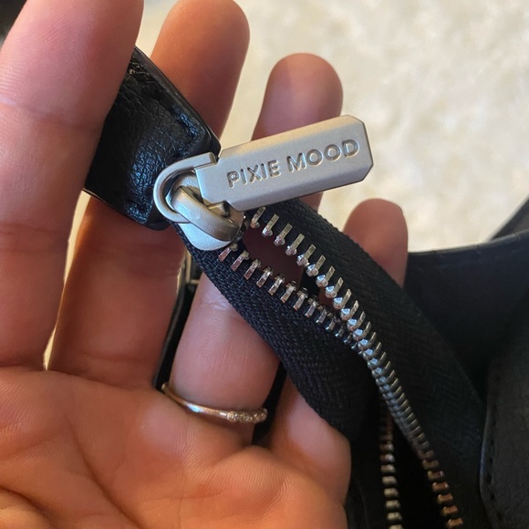 Pixie mood vegan leather tote - Picture 3 of 7